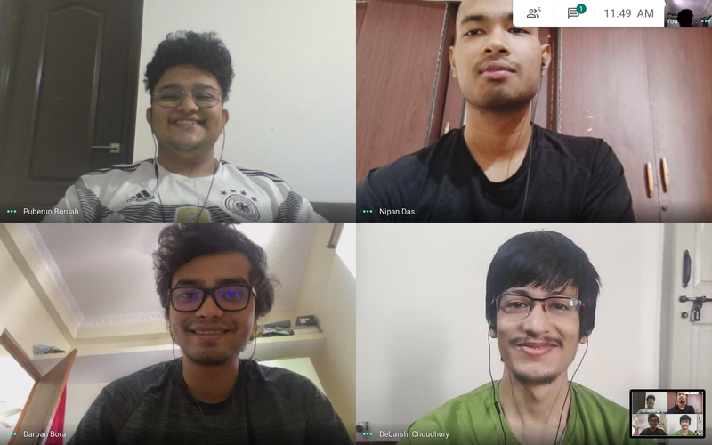 This is how our team came together(virtually) to brainstorm the problem statement!